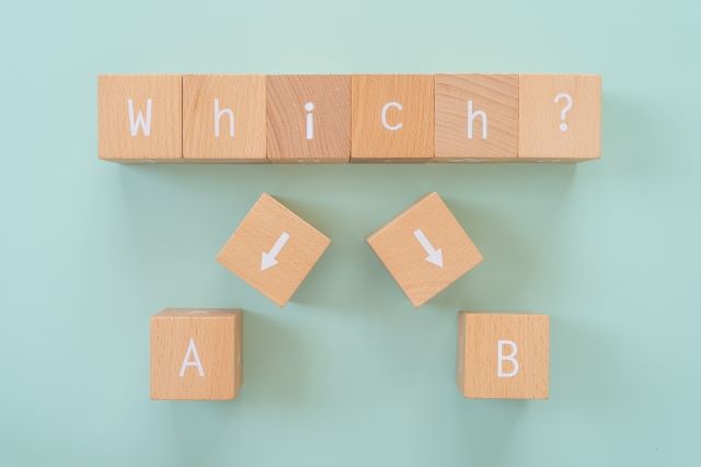 AとBのどちらかを選択する図を積み木で表現