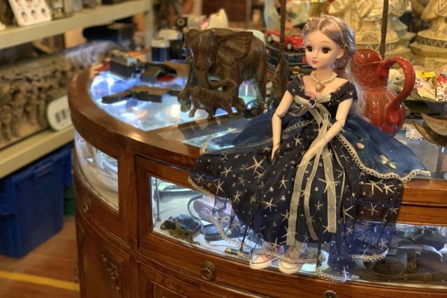 骨董品の買取に必要な資格は？個人間での売買の際にも資格は必要？